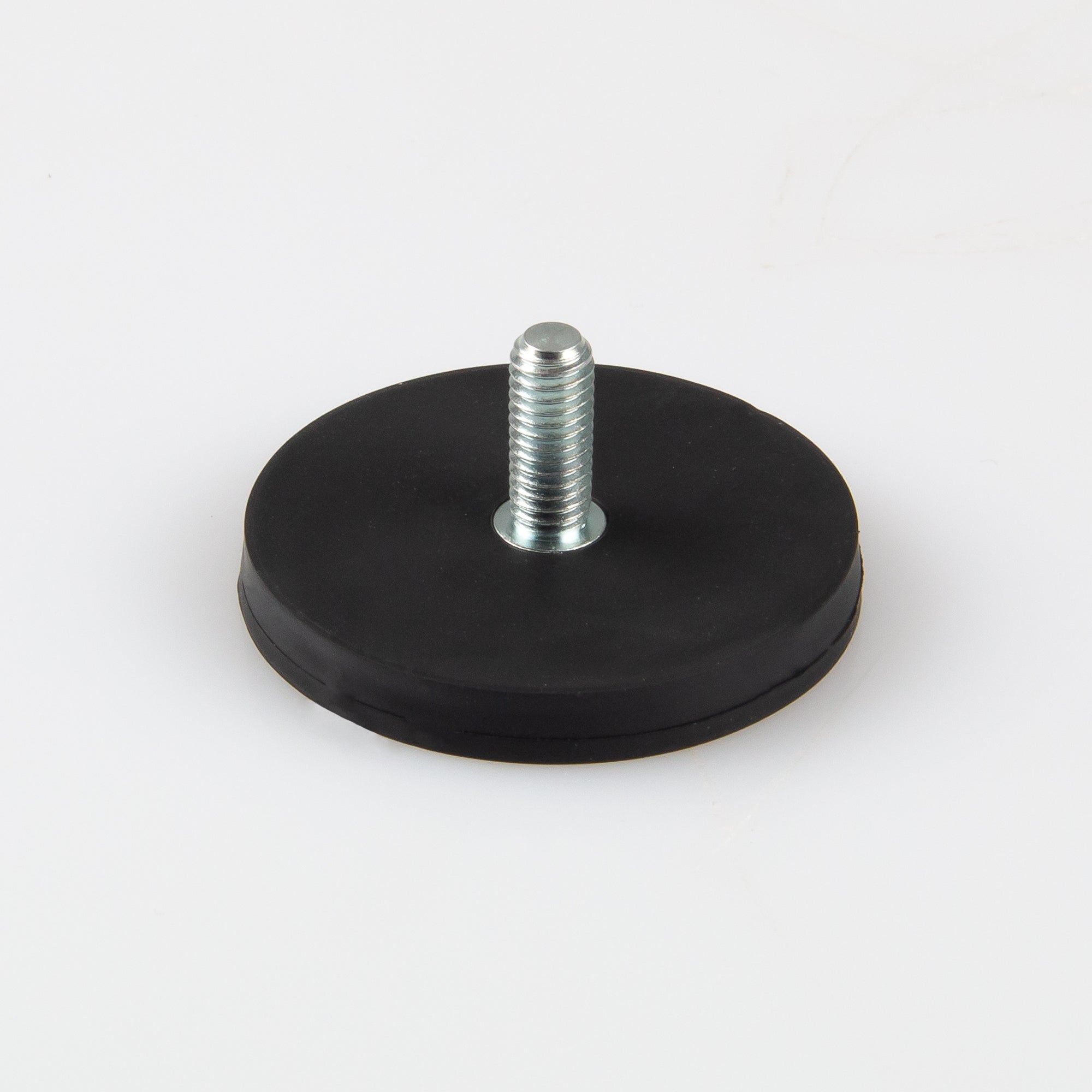 Gummierter schwarzer Magnet Ø43x6mm mit Gewindezapfen M6