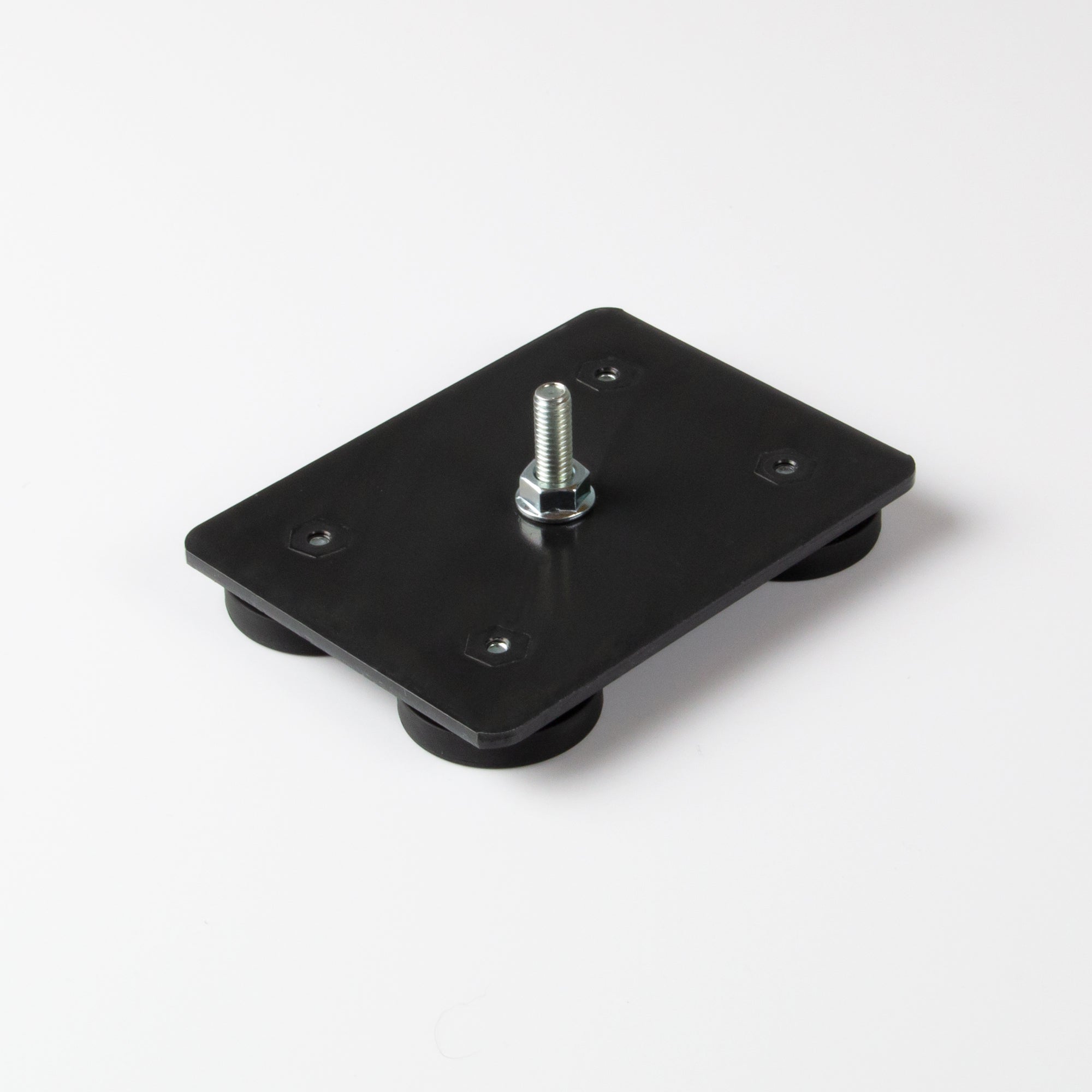 Gummierter Magnet 97x73x33mm mit Gewindezapfen M6