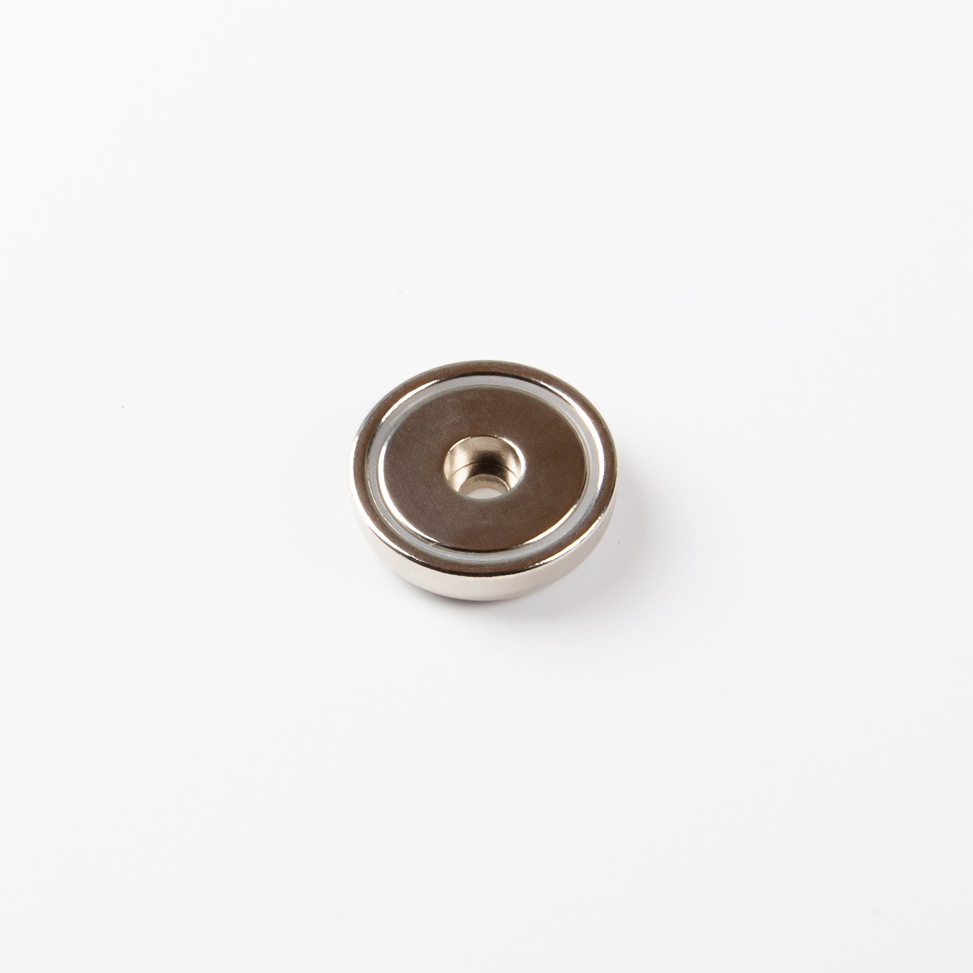 Neodym Topfmagnet Ø32x8mm mit zylindrischer Senkung