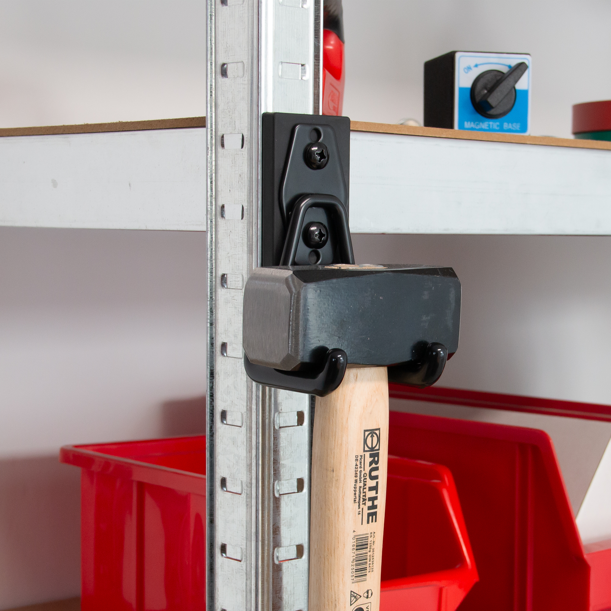 Magnetischer Geraetehalter - gummierter Magnethaken für Geräte, Werkzeug, Jacken und mehr