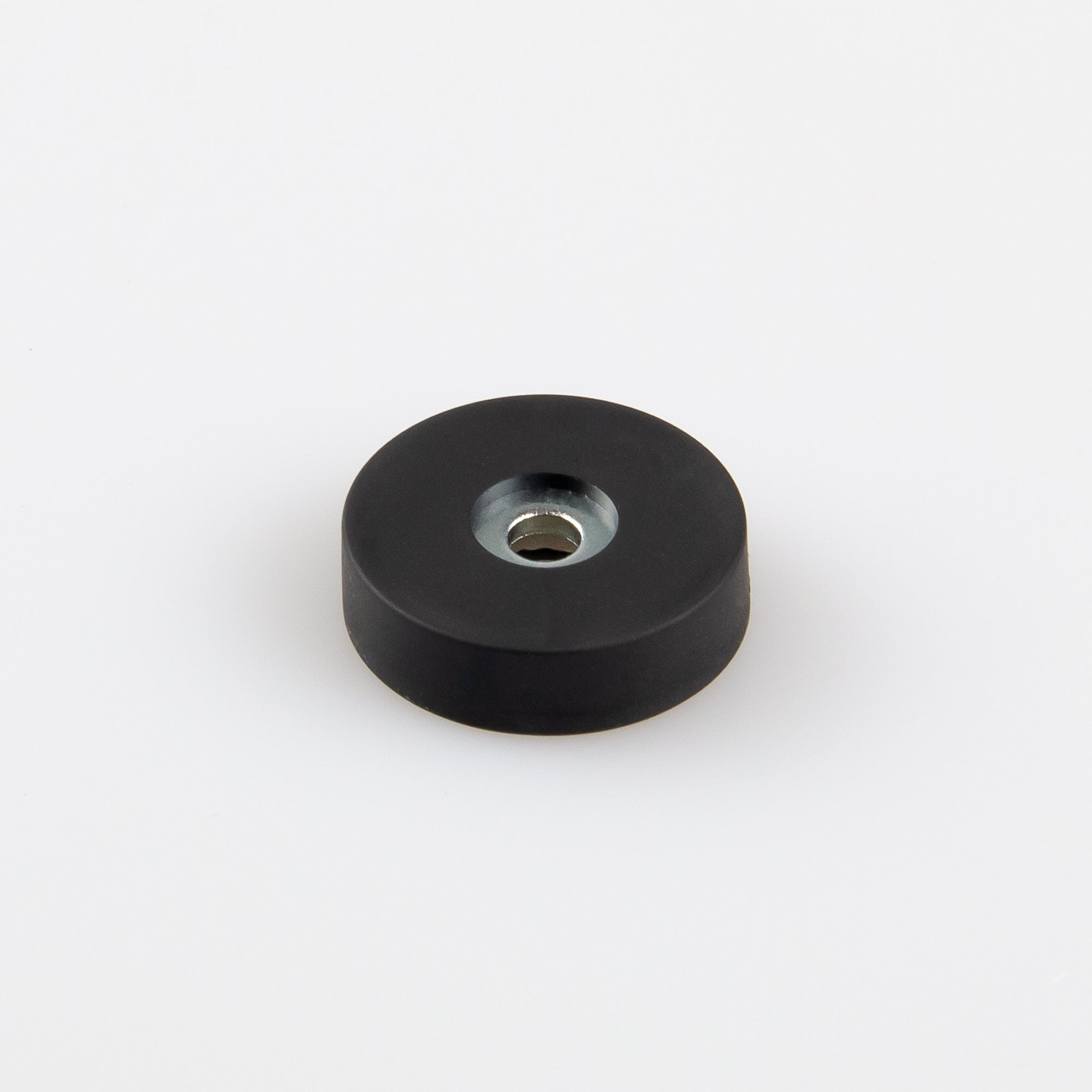 Gummierter Magnet Ø22x6mm mit zylindrischer Senkung