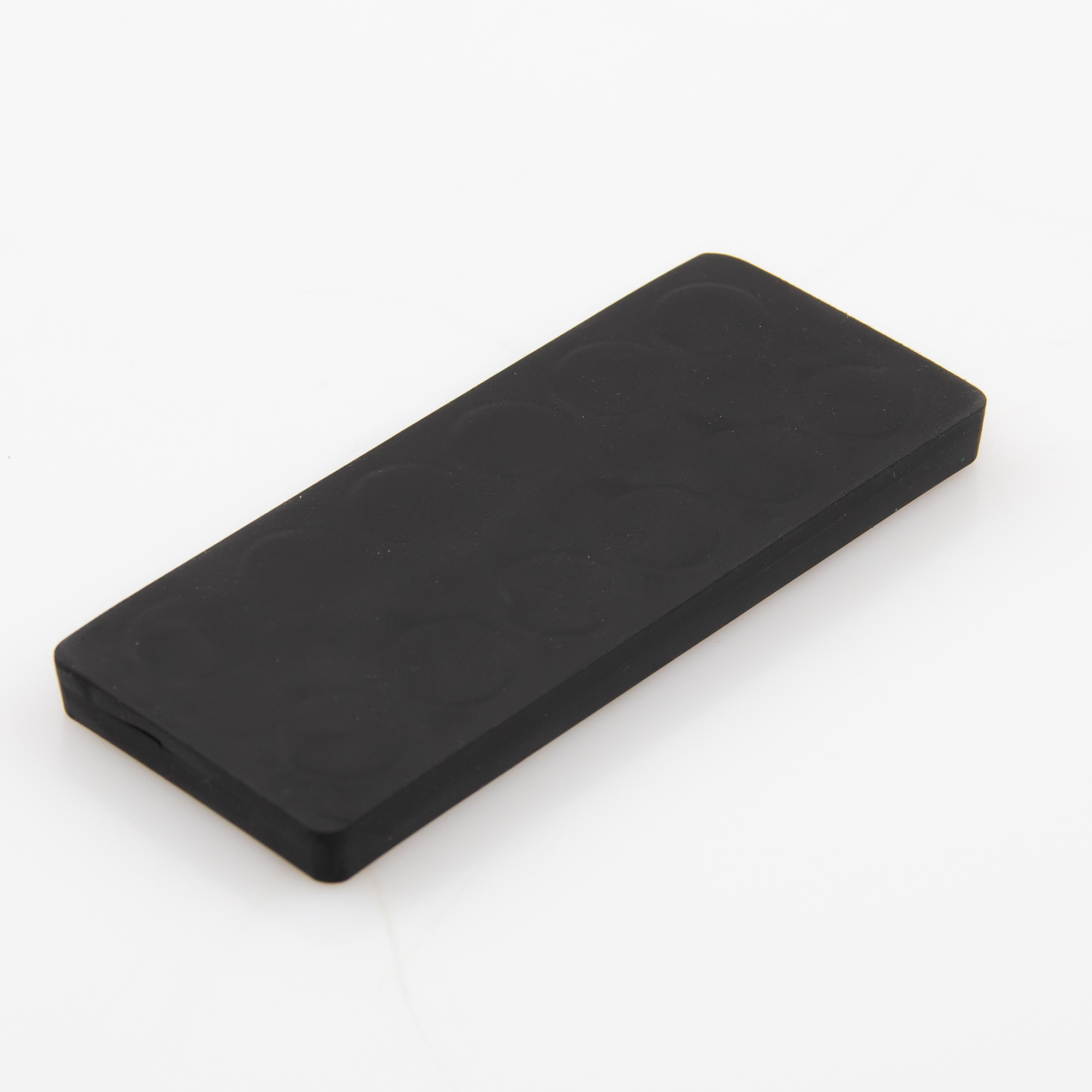 Gummiertes Magnetsystem 110x45x8,5mm mit Innengewinde M6, Farbe: schwarz