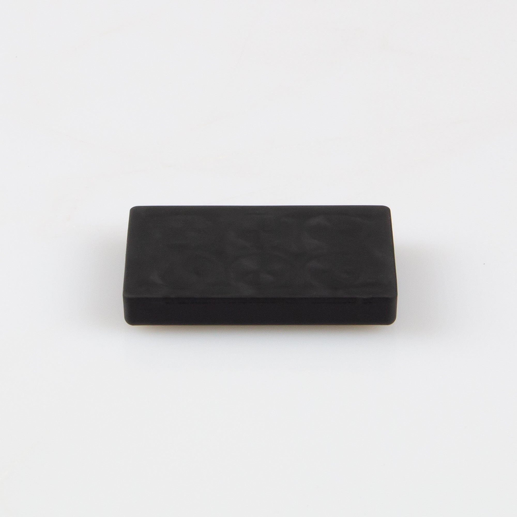Gummierter Magnet 43x31x6,9mm mit Innengewinde M4 Haftfläche