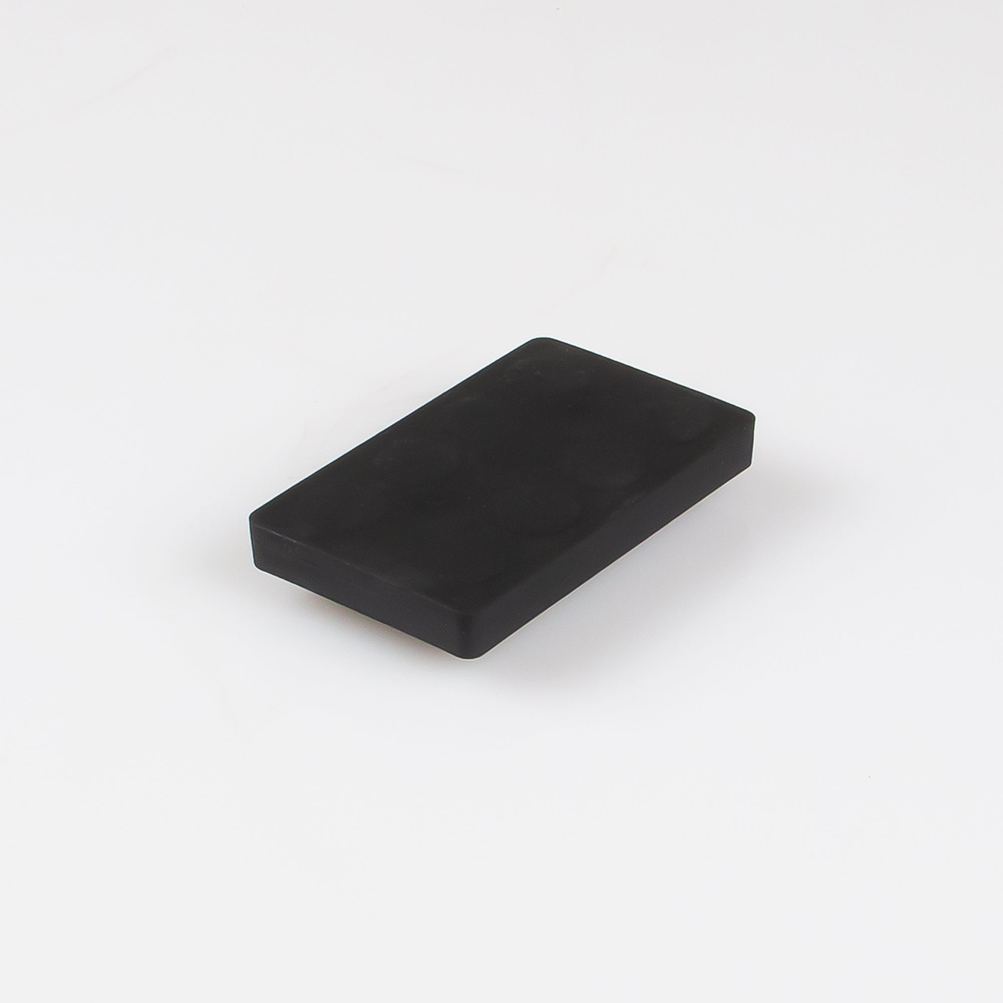 Gummiertes schwarzes Magnetsystem 74x45x8,5mm Gewindebuchse M5 Haftfläche